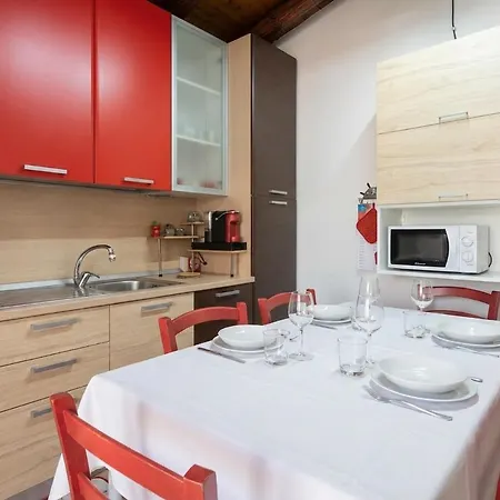 Semesterbostad Casa Casteldoria - Pool & Garden With Bbq E Wifi *